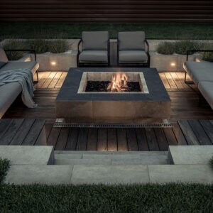 Outdoor Fire pit in Oyster Bay FL