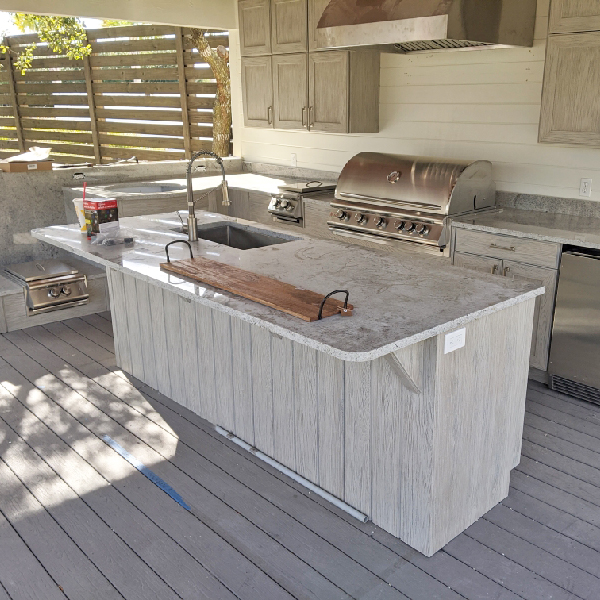weatherproof outdoor kitchen install in Mary Esther, FL